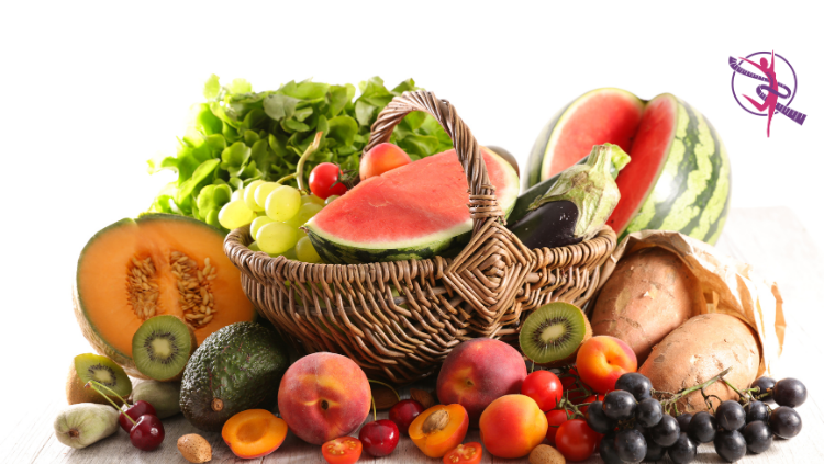 Karpuzdan Çileğe Sağlık Dolu Bir Yaz: Meyvelerin Renkli Dünyasına Adım Atın!