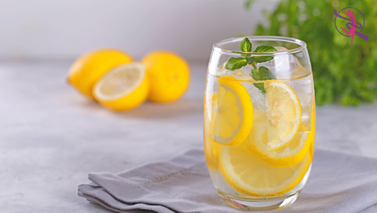 Sabah Aç Karnına Limonlu Su İçmek Gerçekten Zayıflatıyor mu?